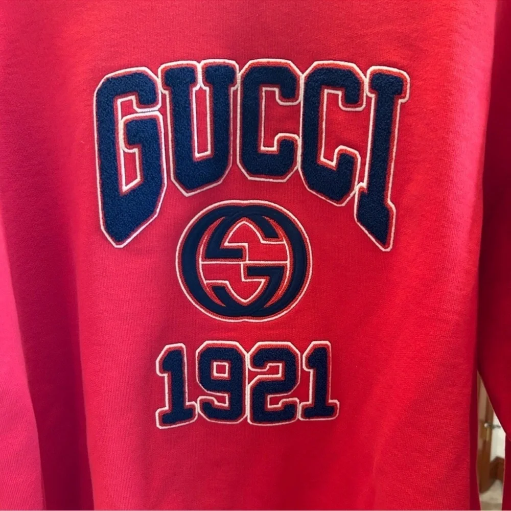 Men’s Gucci logo embroidered cotton jersey sweatshirt, size X L. made in Italy